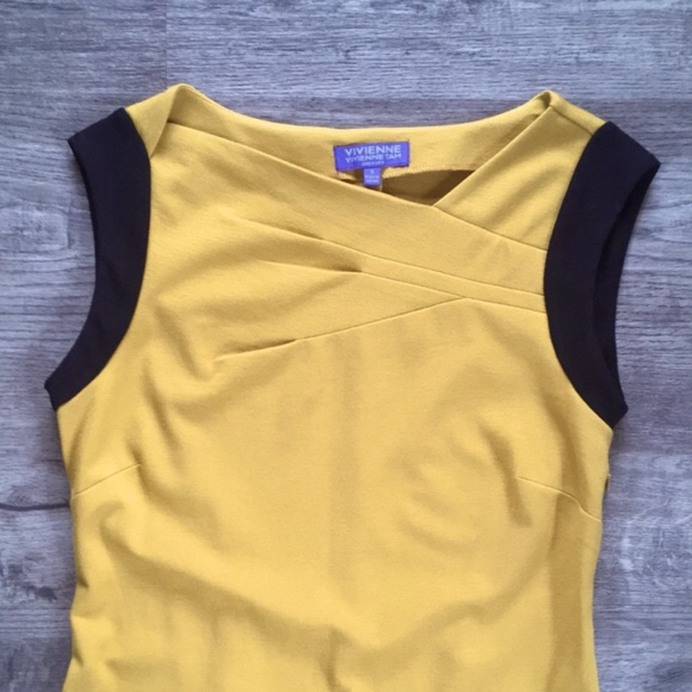 Vivienne Tam - Vintage Sheath Dress - Mustard Gold and Black - Picture 3 of 8